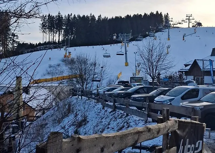 Ferienunterkunft Mit Aussicht In 아파트 *