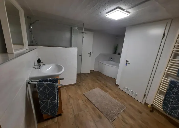 아파트 Ferienunterkunft Mit Aussicht In